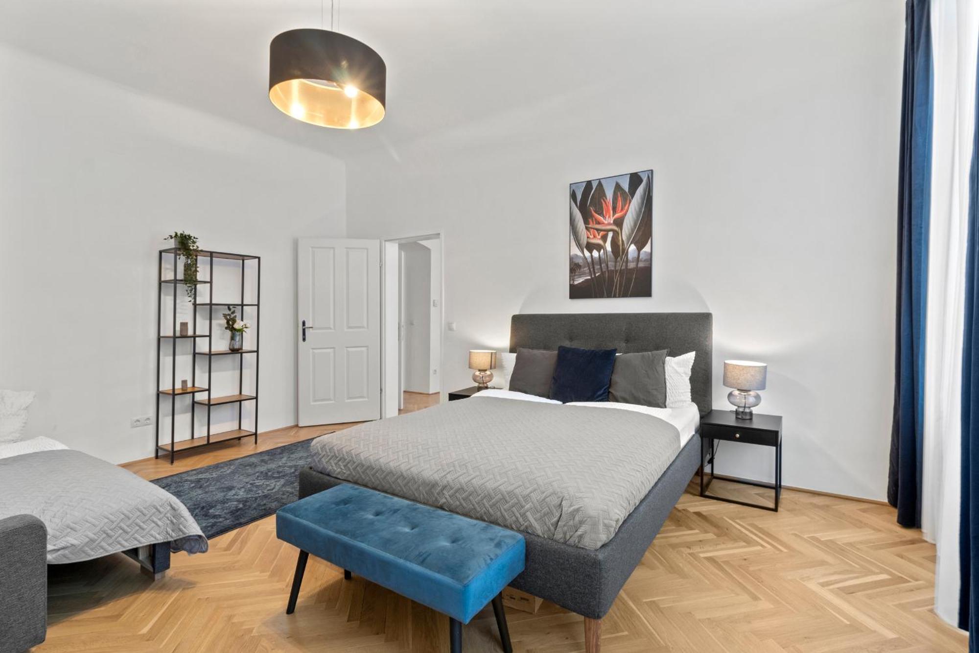 Balcony Apartment, 4 Min To U3 Zipperer Strasse Appartement