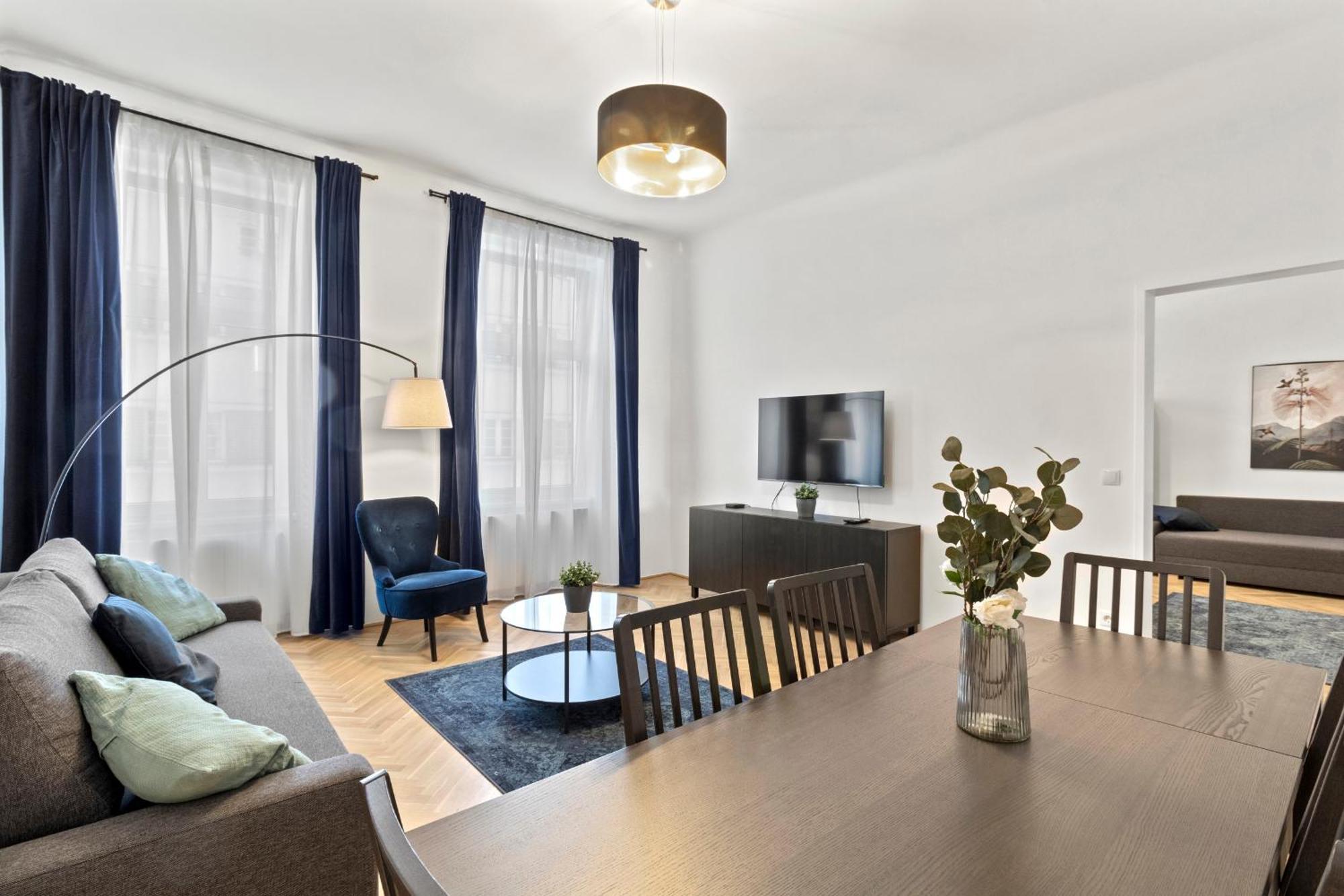 Balcony Apartment, 4 Min To U3 Zipperer Strasse Appartement *