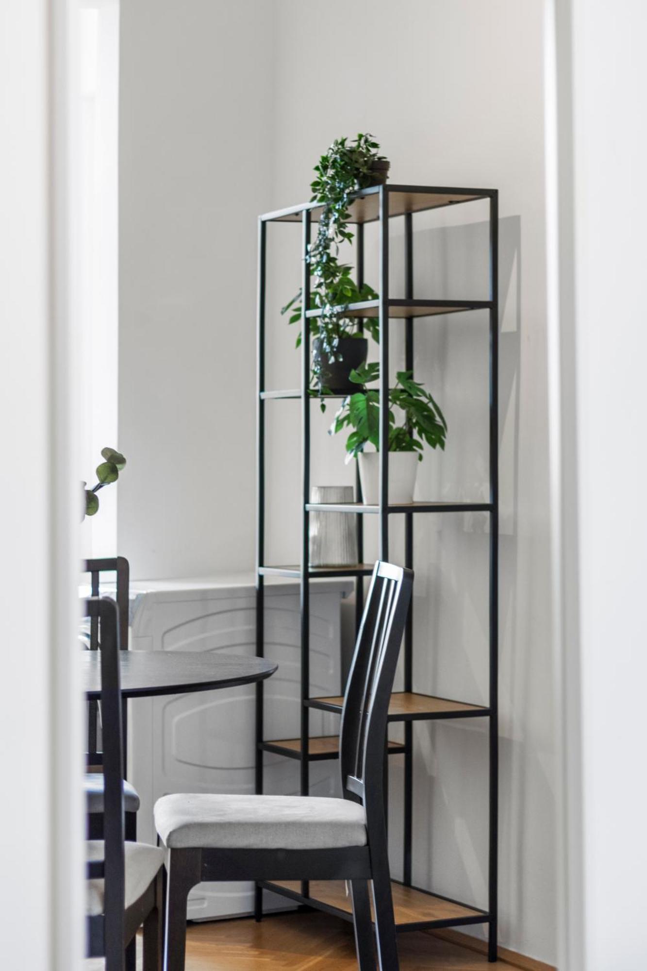 Balcony Apartment, 4 Min To U3 Zipperer Strasse Apartment Wien