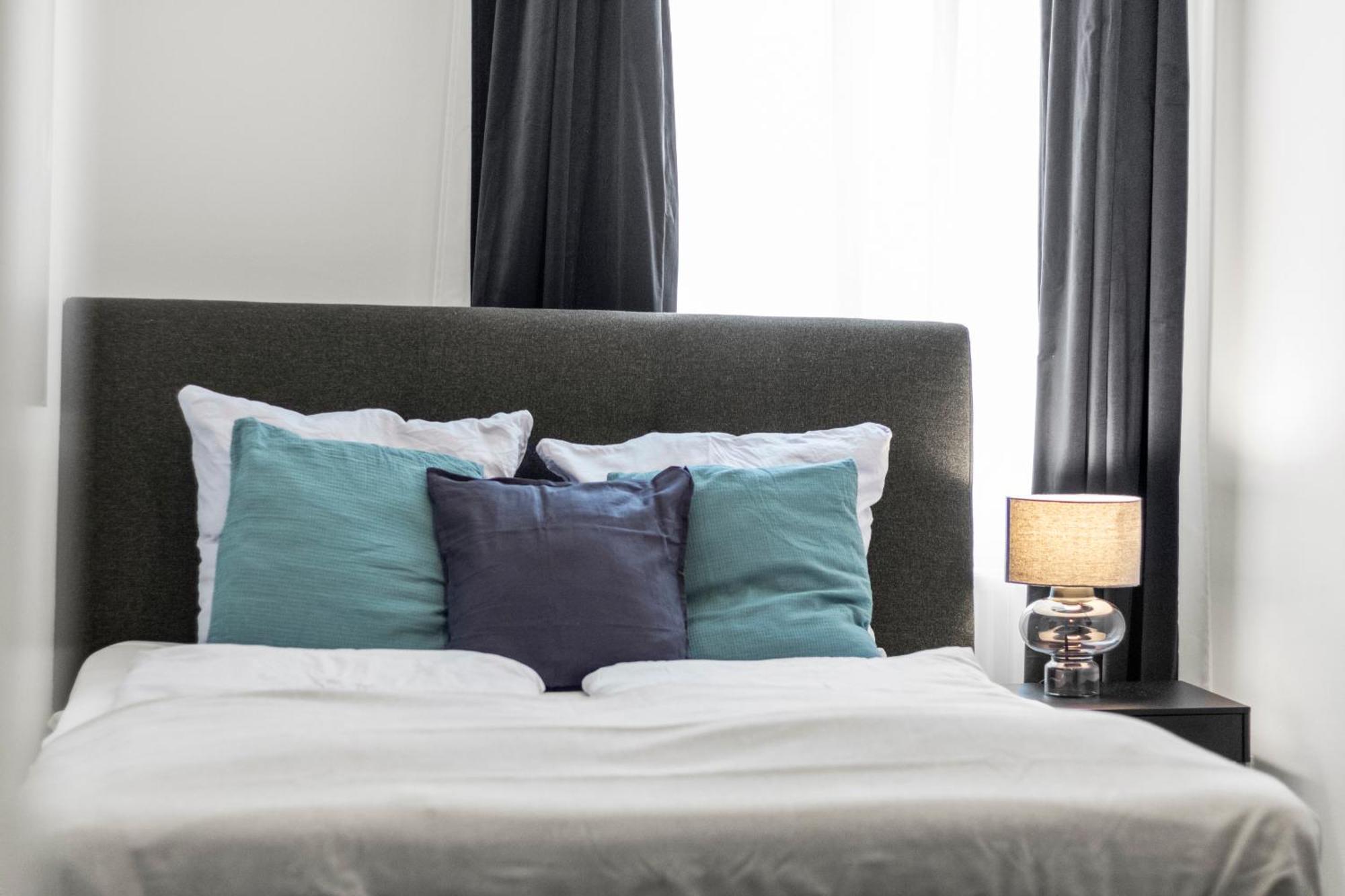Balcony Apartment, 4 Min To U3 Zipperer Strasse Apartment Wien