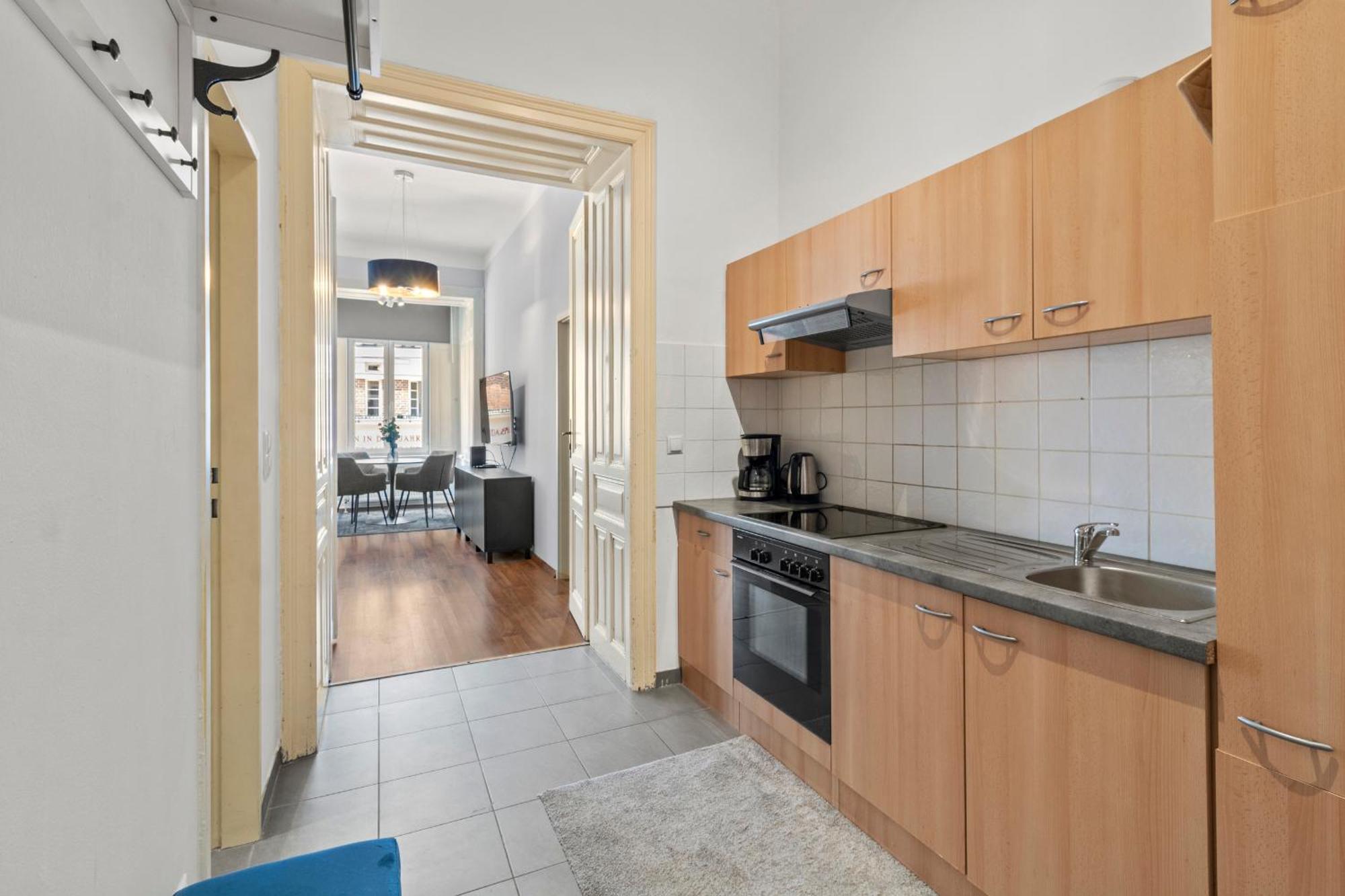 Balcony Apartment, 4 Min To U3 Zipperer Strasse Apartment Wien