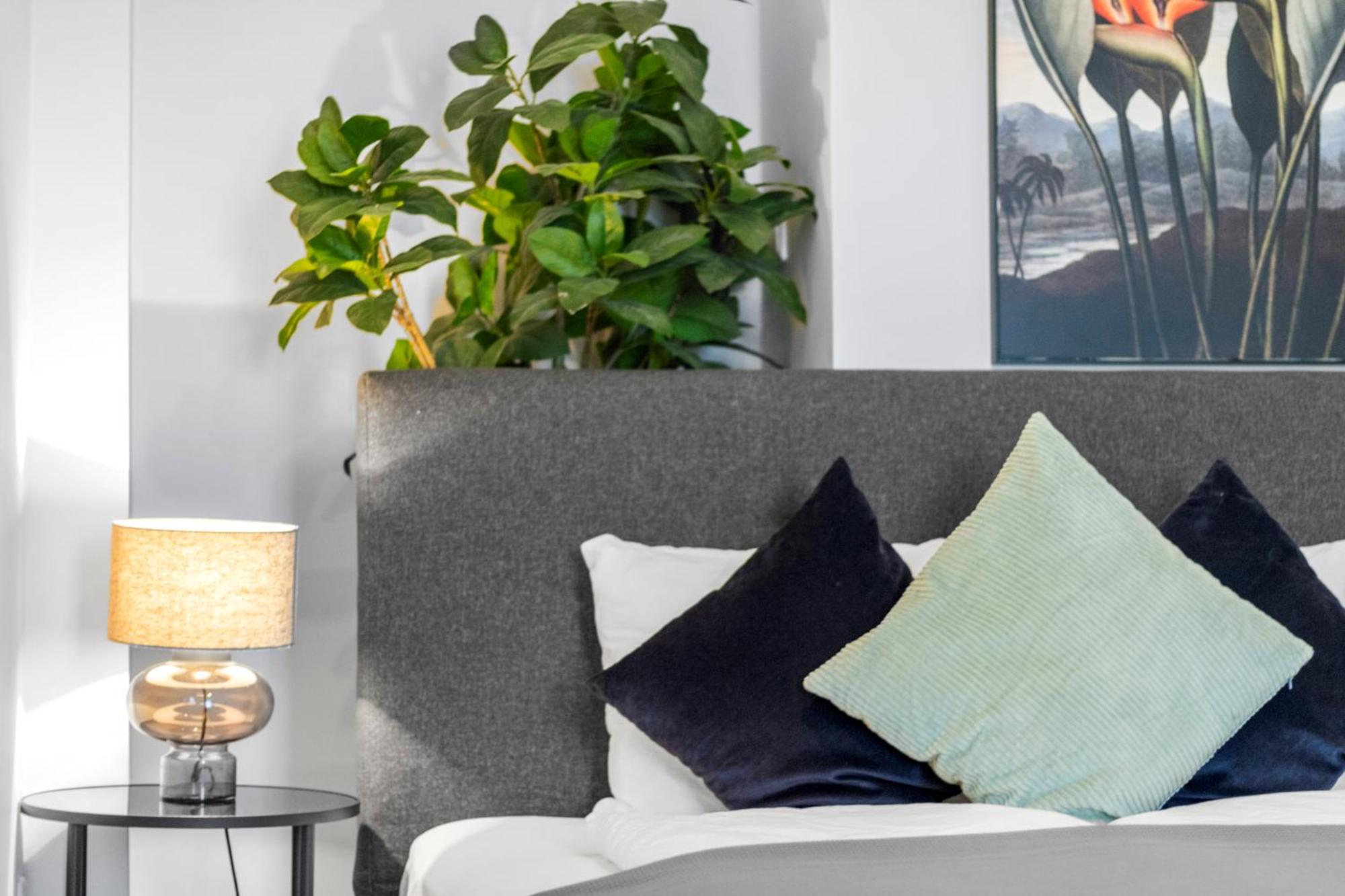 Balcony Apartment, 4 Min To U3 Zipperer Strasse * Wien