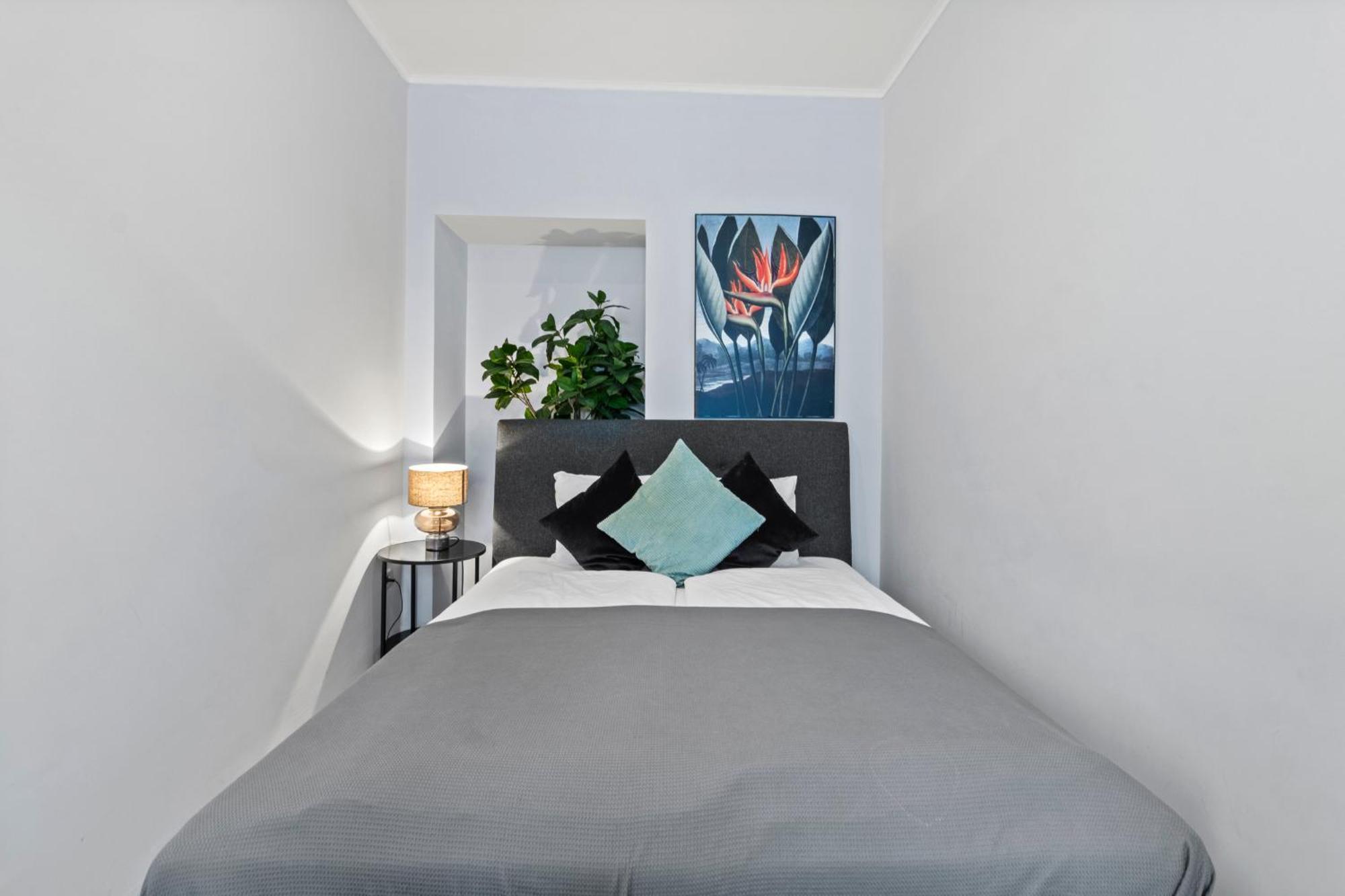 Balcony Apartment, 4 Min To U3 Zipperer Strasse Wien